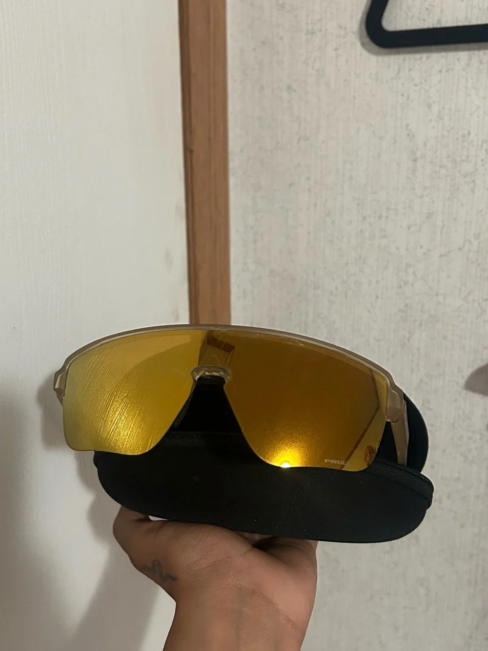 Men's Sports Sunglasses Oakley - Gold Mirror Lens